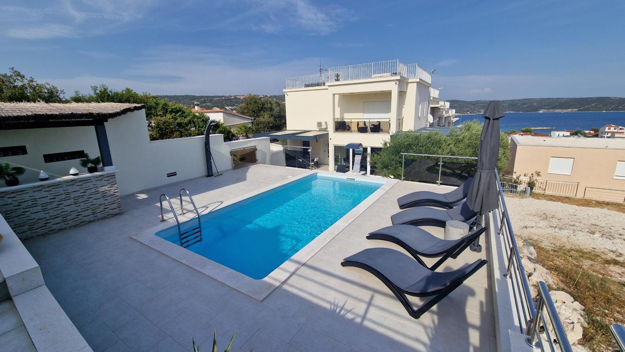Villa Gina Sevid Exterior photo
